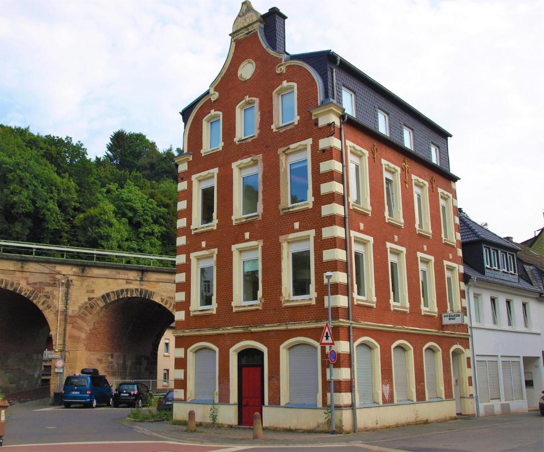 Vintage-Altbauwohnung, Smarttv & Kaffeevollautomat Idar-Oberstein Exterior photo
